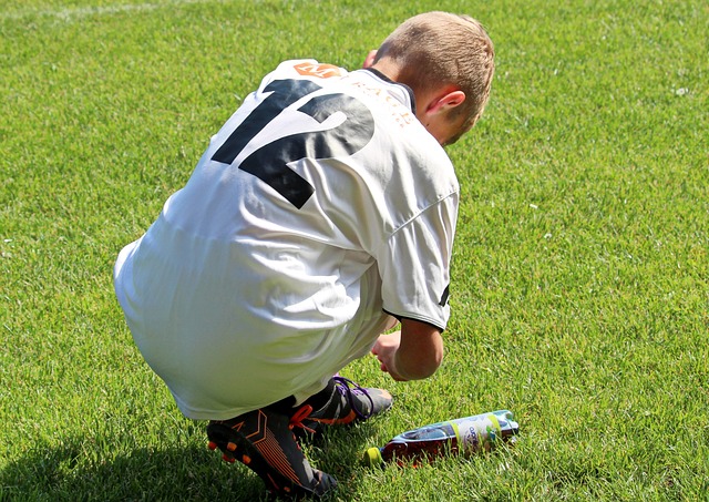迫使对手不 迫使对手不